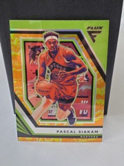 2022-23 Panini Flux #47 Pascal Siakam Sunrise Prizm Raptors