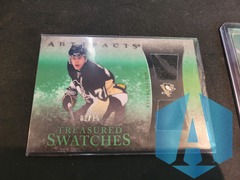 2010-11 Artifacts - Evgeni Malkin - Treasured Swatches /15  TSR-EM EMERALD