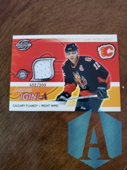 2003-04 Pacific Supreme Jerseys 452/500 Jarome Iginla #6