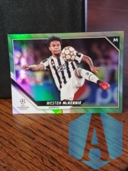 2022 Topps UEFA Weston McKennie #30 Green Foil 030/199 Juventus