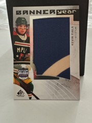 2022-23 SP Game Used 2022 NHL Winter Classic Banner Year Relics Kevin Fiala #BYWC-RP