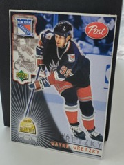 1998-99 UD Kraft Post Cereal Wayne Gretzky #G6 Blue Back Home Town Favourites