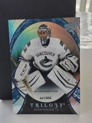 2015-16 Trilogy Rainbow Blue #83 Ryan Miller 441/604 Vancouver Canucks