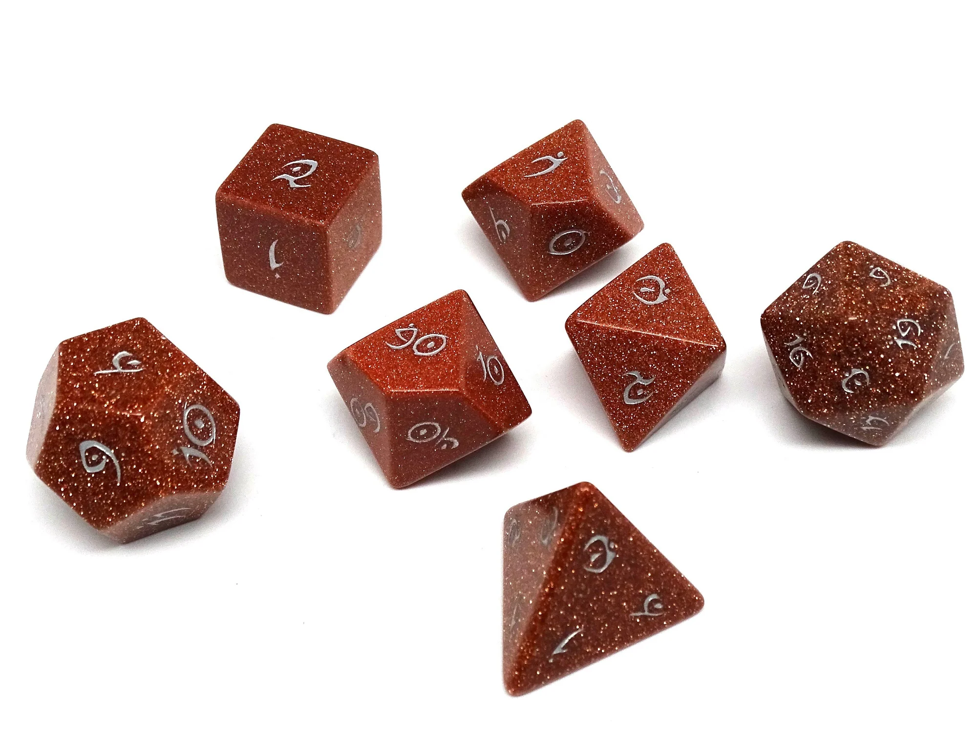 Stone Dice - Goldstone - Elvenkind Font