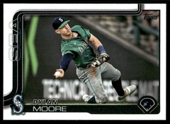 2025 Topps #105 Dylan Moore