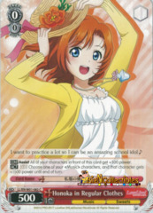LL/EN-W01-082 C Honoka in Regular Clothes