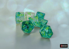 Chessex Borealis Kelp/light green Luminary Polyhedral 7-Dice Set CHX27595
