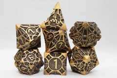 Quiver of Arrows: Golden Arrow - Metal RPG Dice