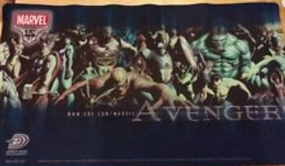 Playmat MAV Alex Ross Avengers