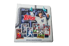 2025 Topps Series 1 Official Collectors Binder