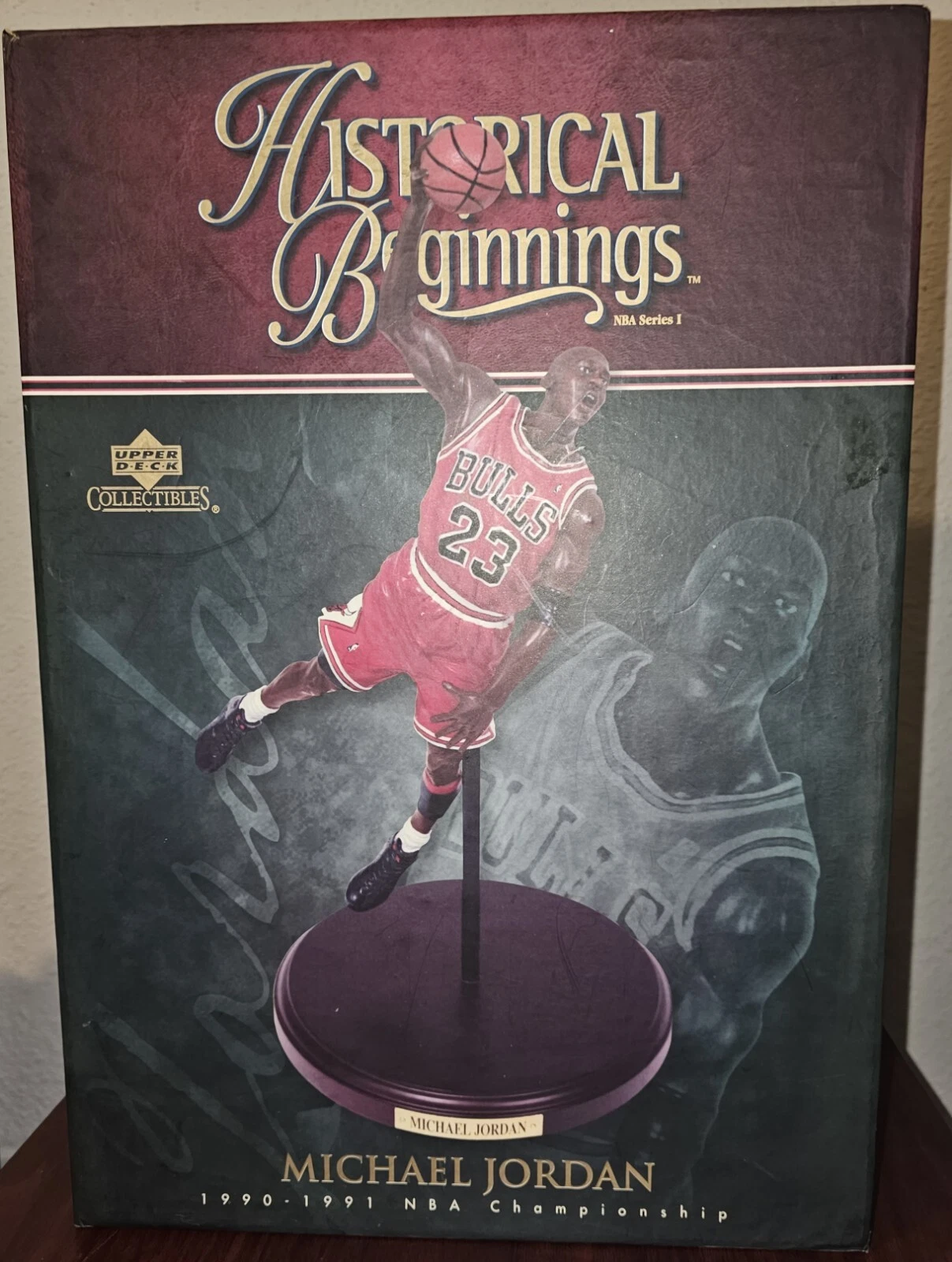 Upper Deck Historical Beginnings 1990-1991 Championship Michael Jordan Statue.