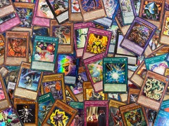 200 Yu-Gi-Oh MEGA BULK COLLECTION LOT with Holos!