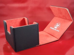 Exclusive Darkhound Game Center Deckbox - Red