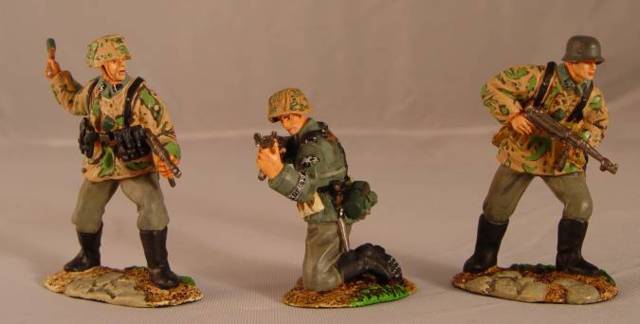 Conte WWII-017 German WAFFEN SS ASSAULT SET (3 Fig) WWII-017 MIB
