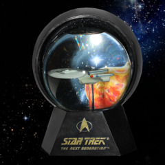 Star Trek U.S.S. Enterprise  NCC 1701 Lighted Star Globe