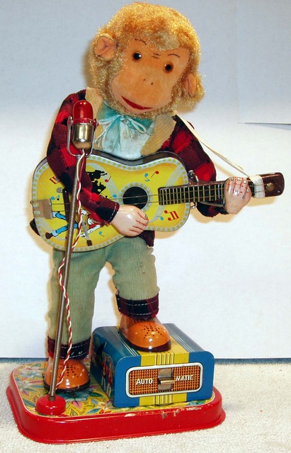 Rock'n Roll Monkey w/Box © Alps 1950s