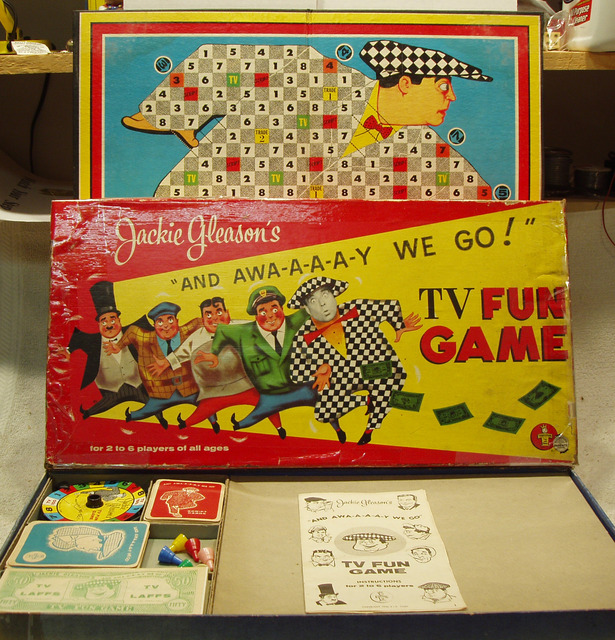 Jackie Gleason's Away We Go TV Fun Game © 1956, Transogram 3857