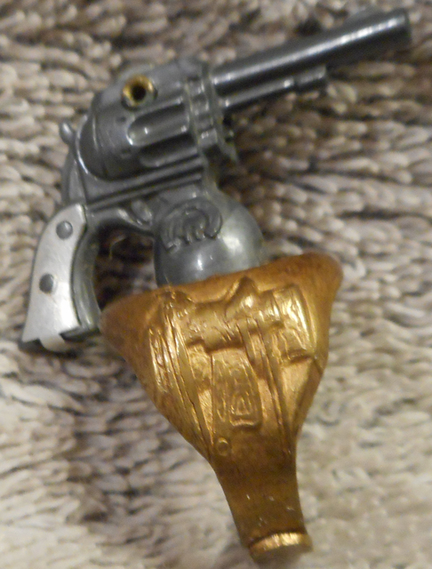 Lone Ranger Six Shooter Gun Ring © 1947 General Mills