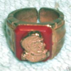 Davy Crockett Premium Ring © 1950s