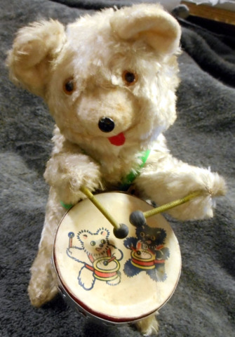 Drumming Bear Alps 1960s