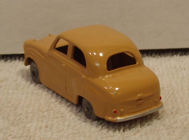 Austin A30 Saloon Â© 1960s Dinky Toy 160 W/ Box