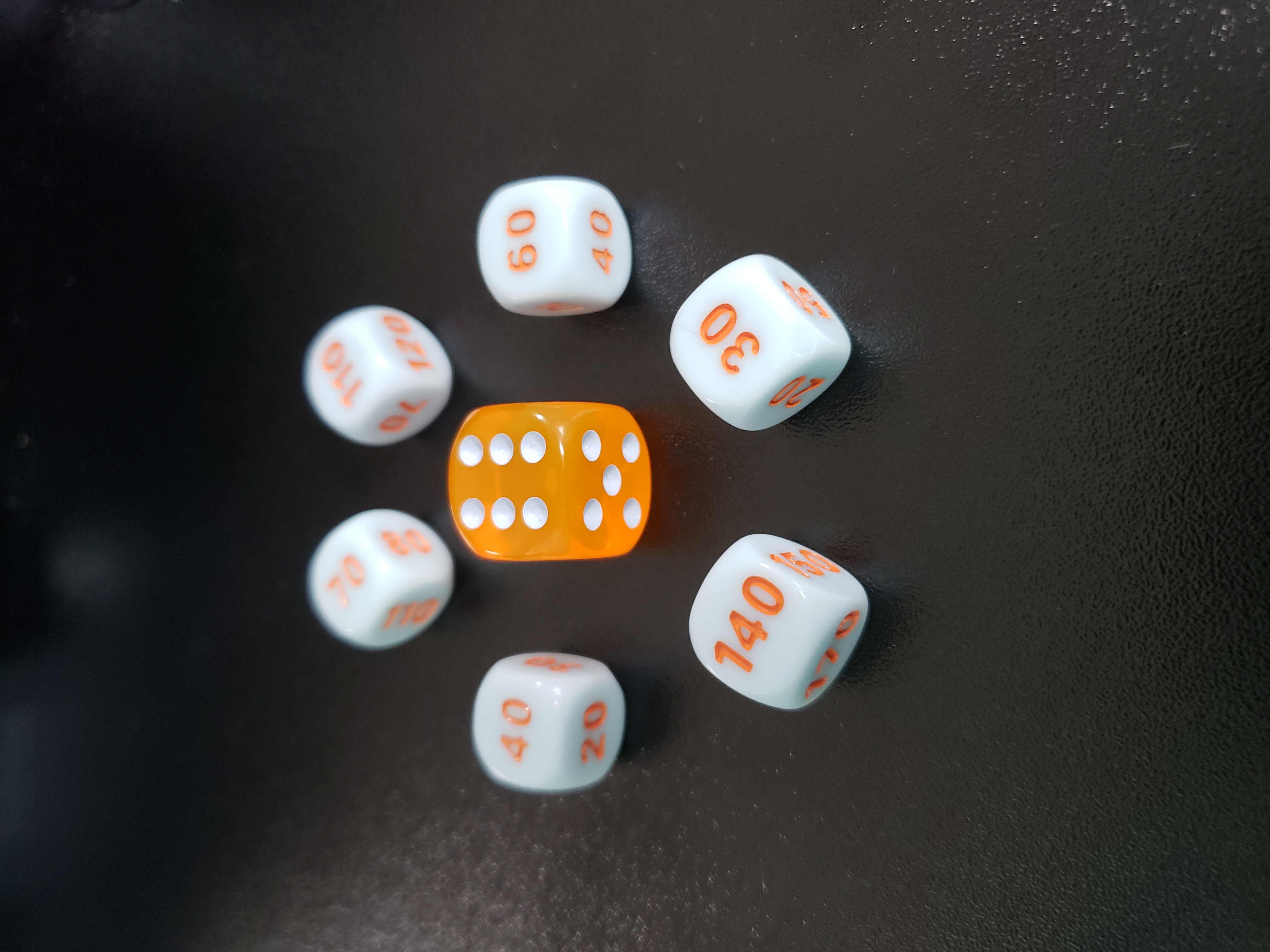 League Battle Pokemon Dice - Reshiram & Charizard