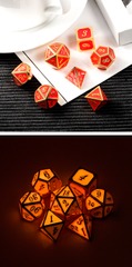 DAD558 Metal & Enamel Dice Set (7pcs) [Red Glow in the Dark]