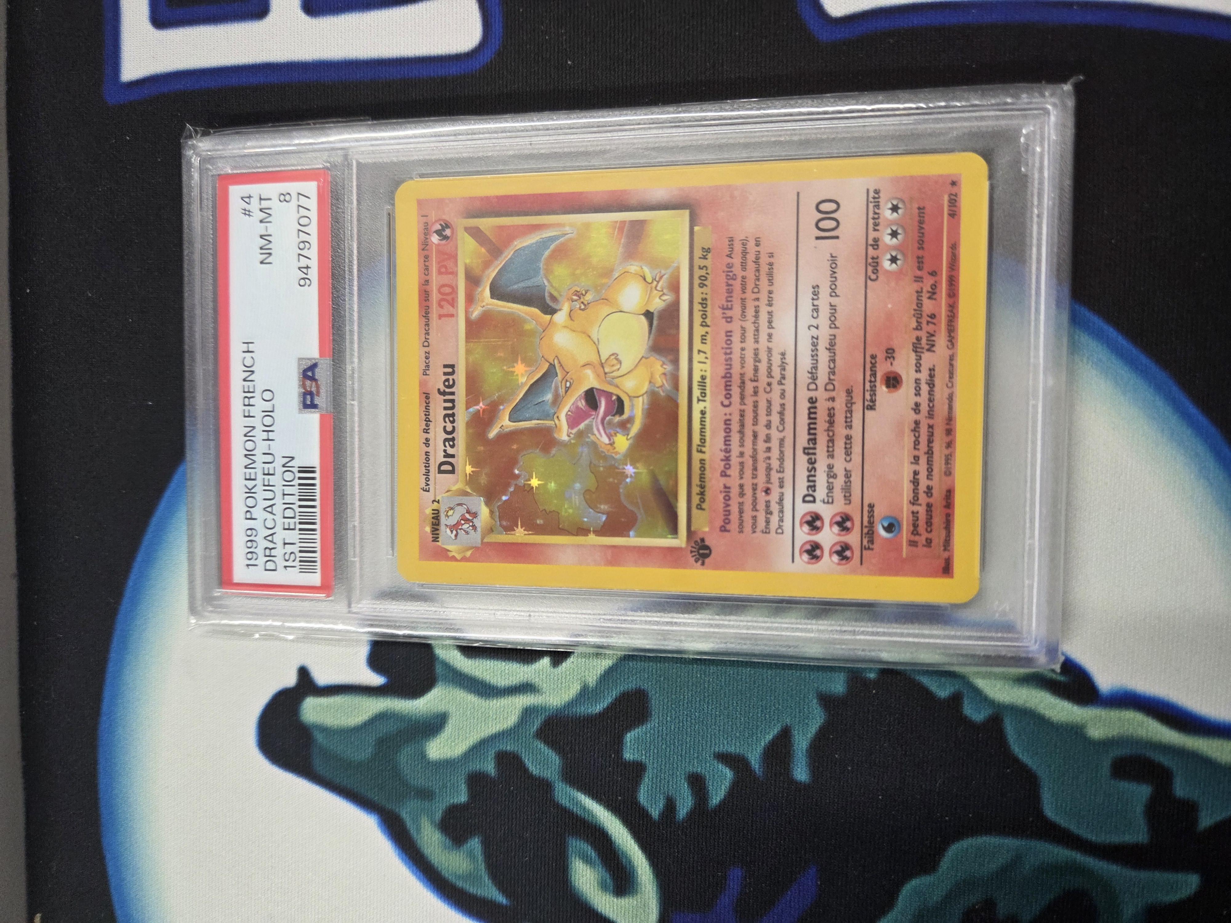 PSA 8 French 1st Edition Charizard (Dracaufeu) - 1999