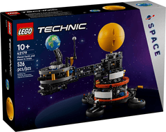 LEGO TECHNIC Planet Earth and Moon in Orbit #42179