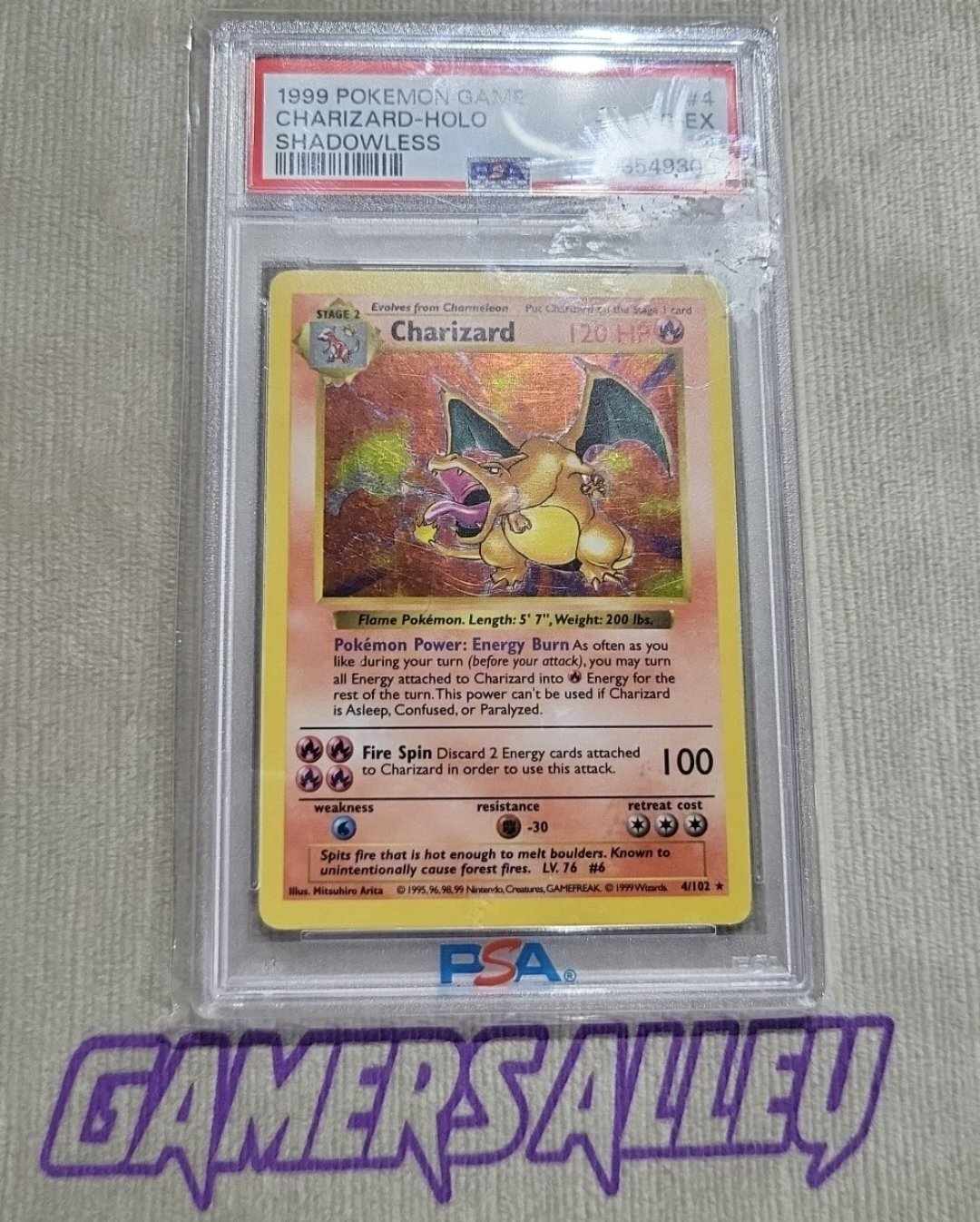 Charizard Base set Shadowless PSA 4