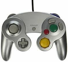 GAMECUBE / WII COMPATIBLE CONTROLLER - SILVER