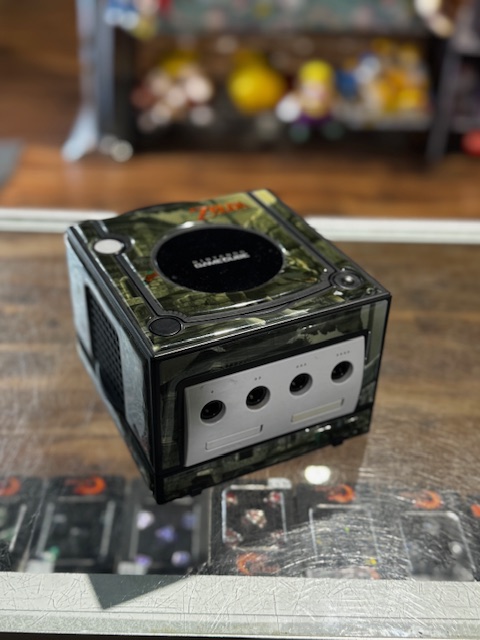 Nintendo Gamecube with Zelda Twilight Princess Skin