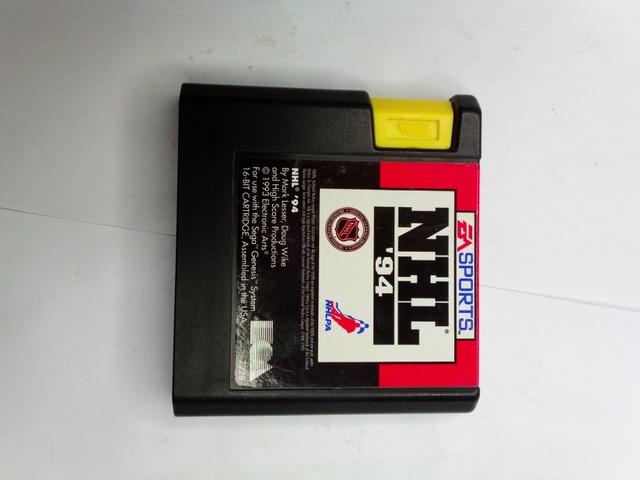 SEGA - NHL 94 - CARTRIDGE AND BOX ONLY - 01