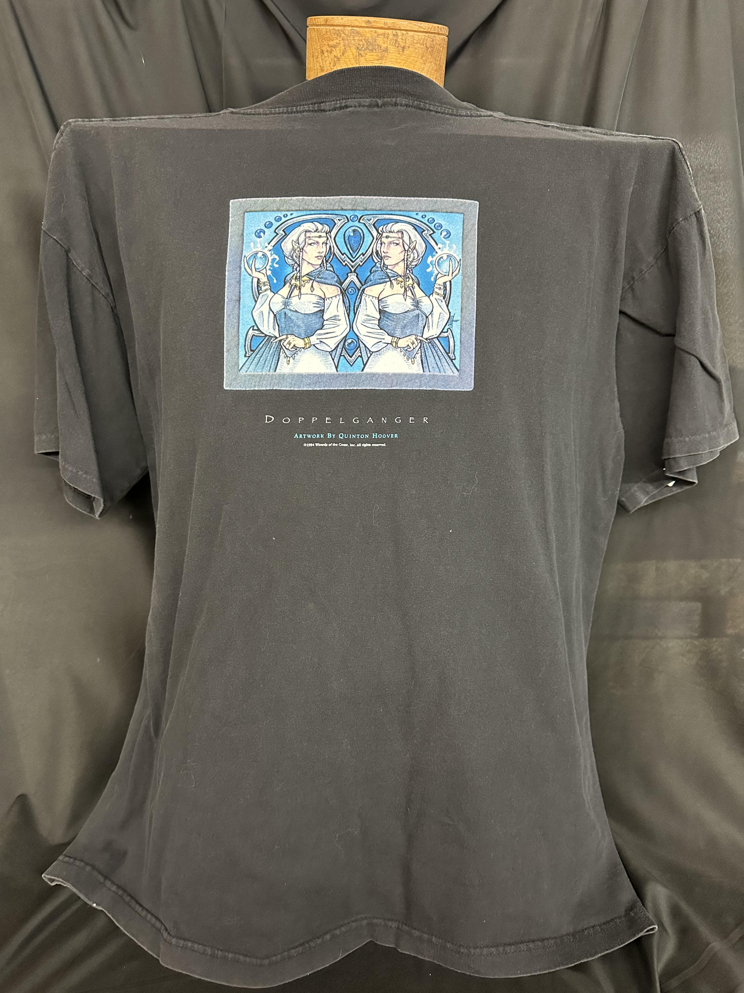 Magic: The Gathering Doppelganger shirt (XL)