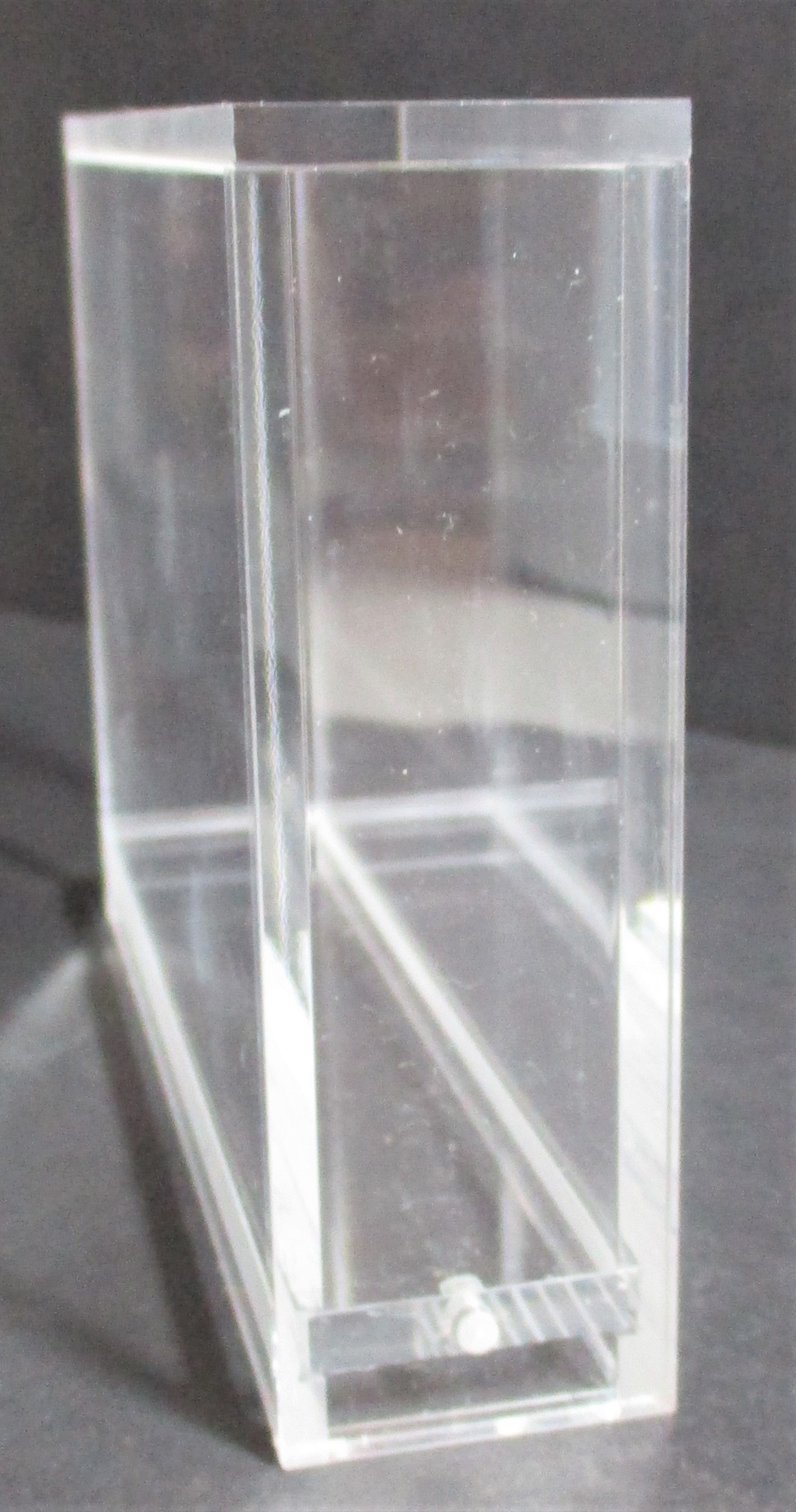 N-64 Loose Cartridge Acrylic Display Guard (60034)