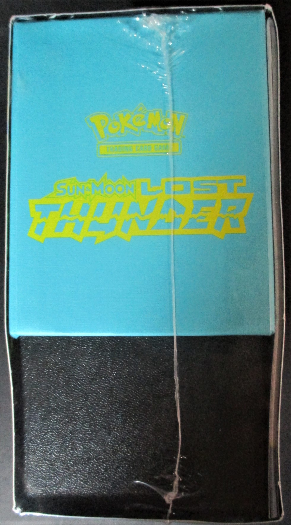 Sun & Moon Lost Thunder Elite Trainer Box