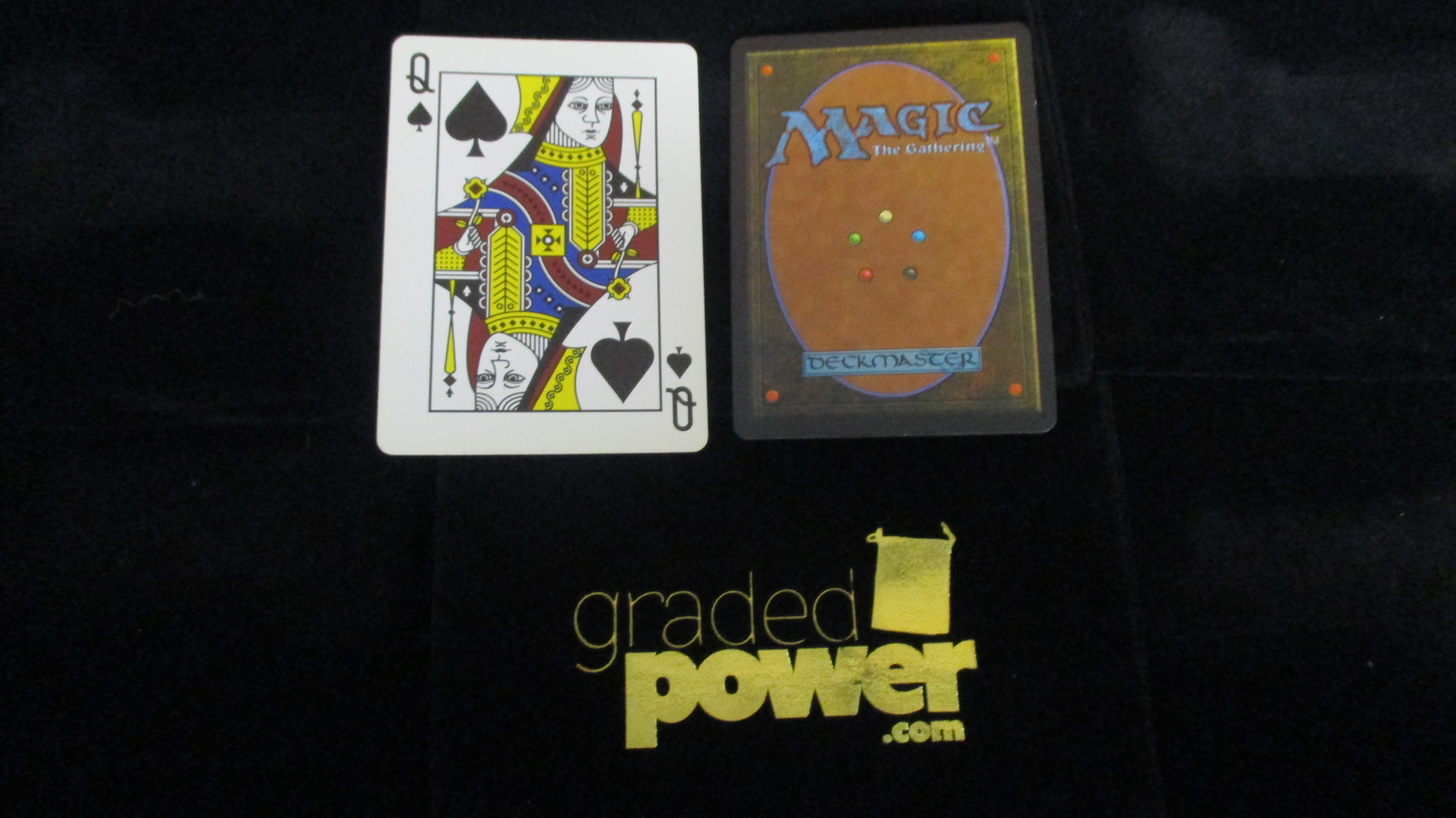 (1) Queen of Spades Yaquinto Playing Card