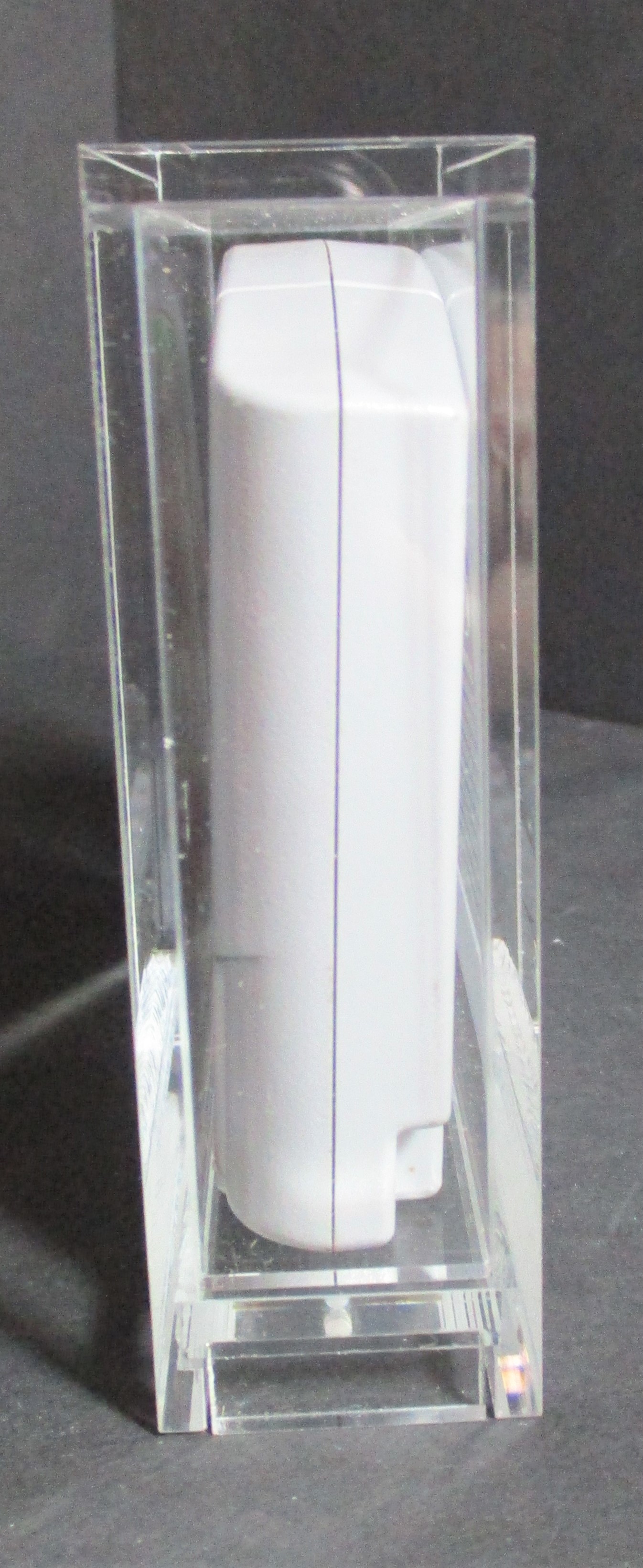N-64 Loose Cartridge Acrylic Display Guard (60034)