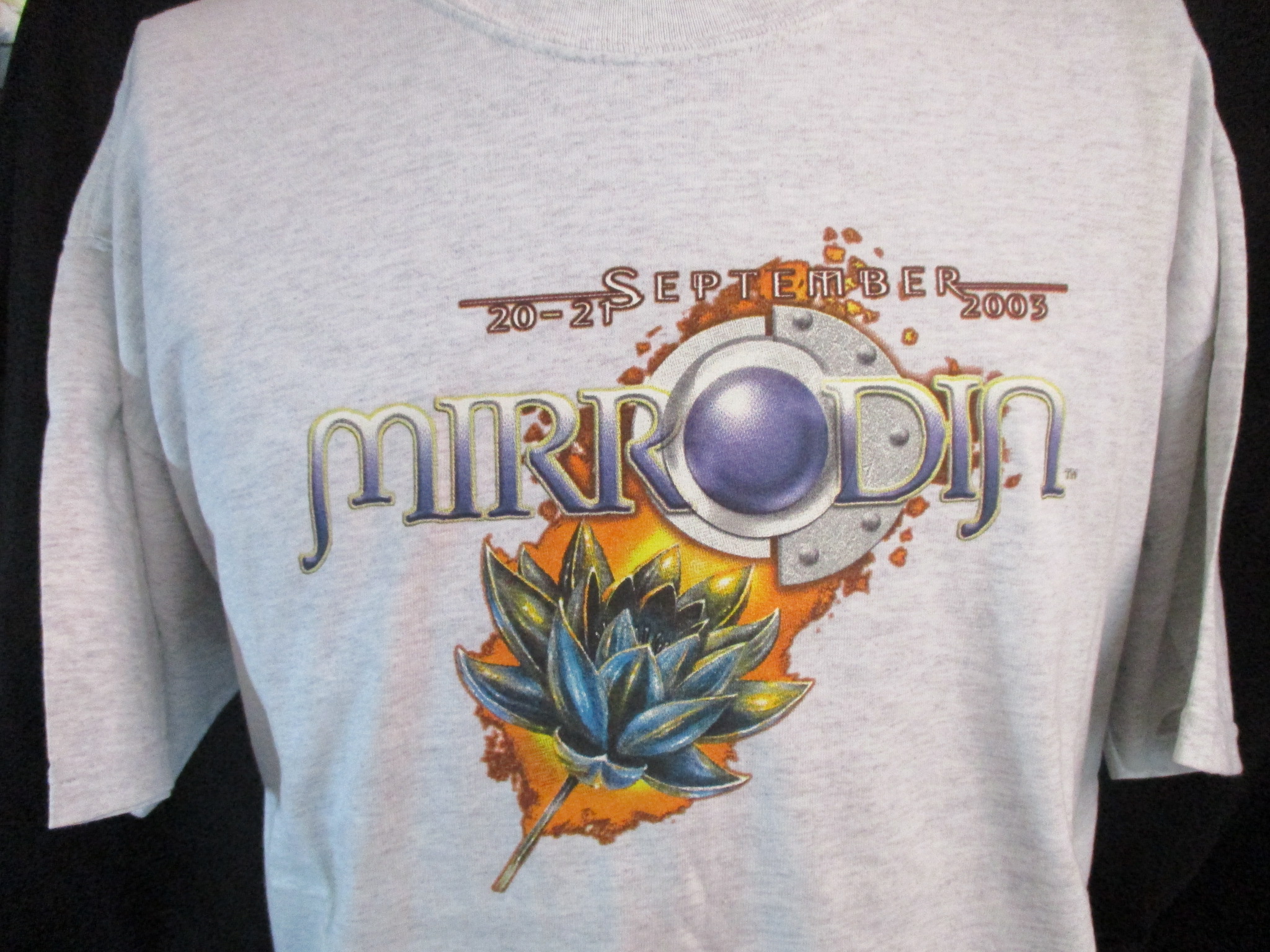 MTG 2003 Mirrodin Pre-release T-shirt XL NEW