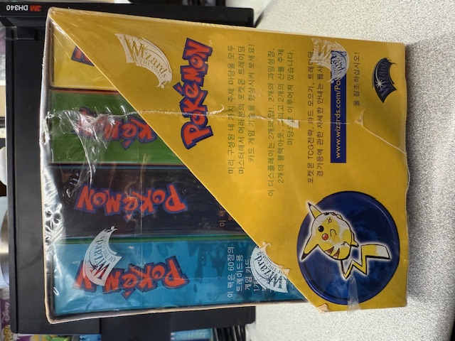 Base Set Unlimited Korean Theme Display Box SEALED - VERY RARE