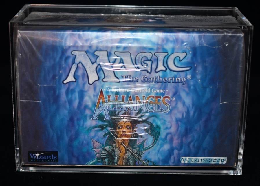MTG Acrylic Booster Box Display Guard (60001)