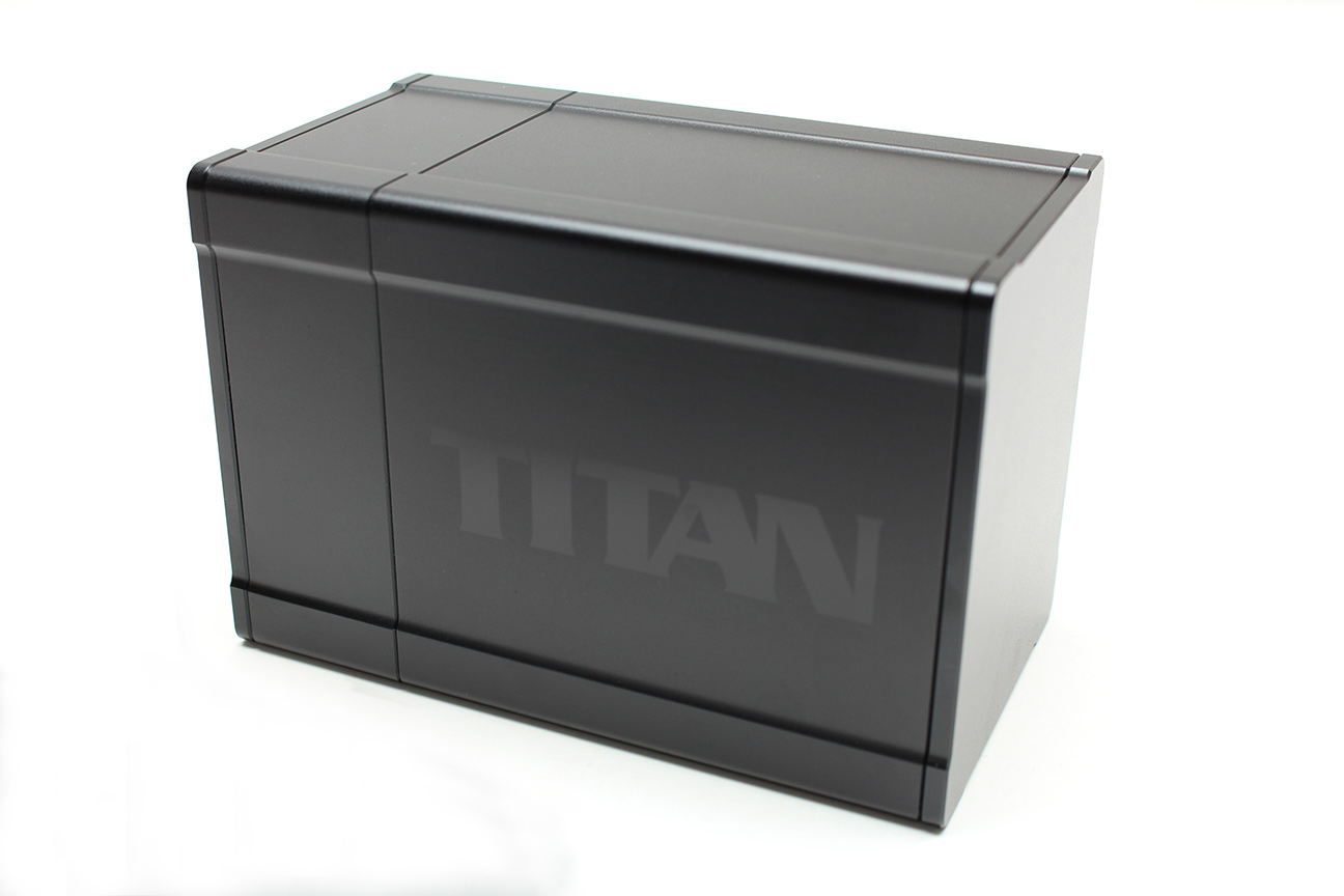 Box Gods - Titan - Black