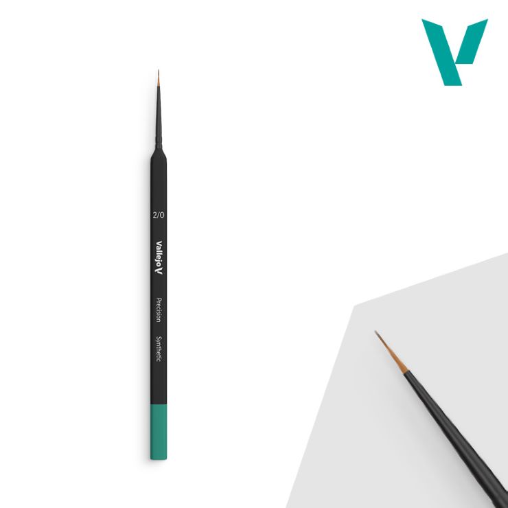 Vallejo Precision Round 2/0 Synthetic Brush w/triangular handle