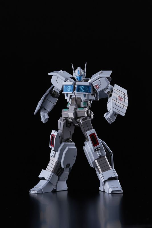 Ultra Magnus Model Kit