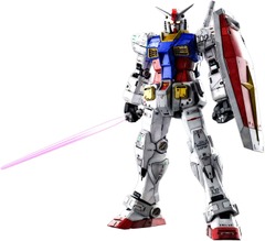 GUNDAM - RX-78-2 GUNDAM E.F.S.F Prototype Close Combat PG Mobile Suit