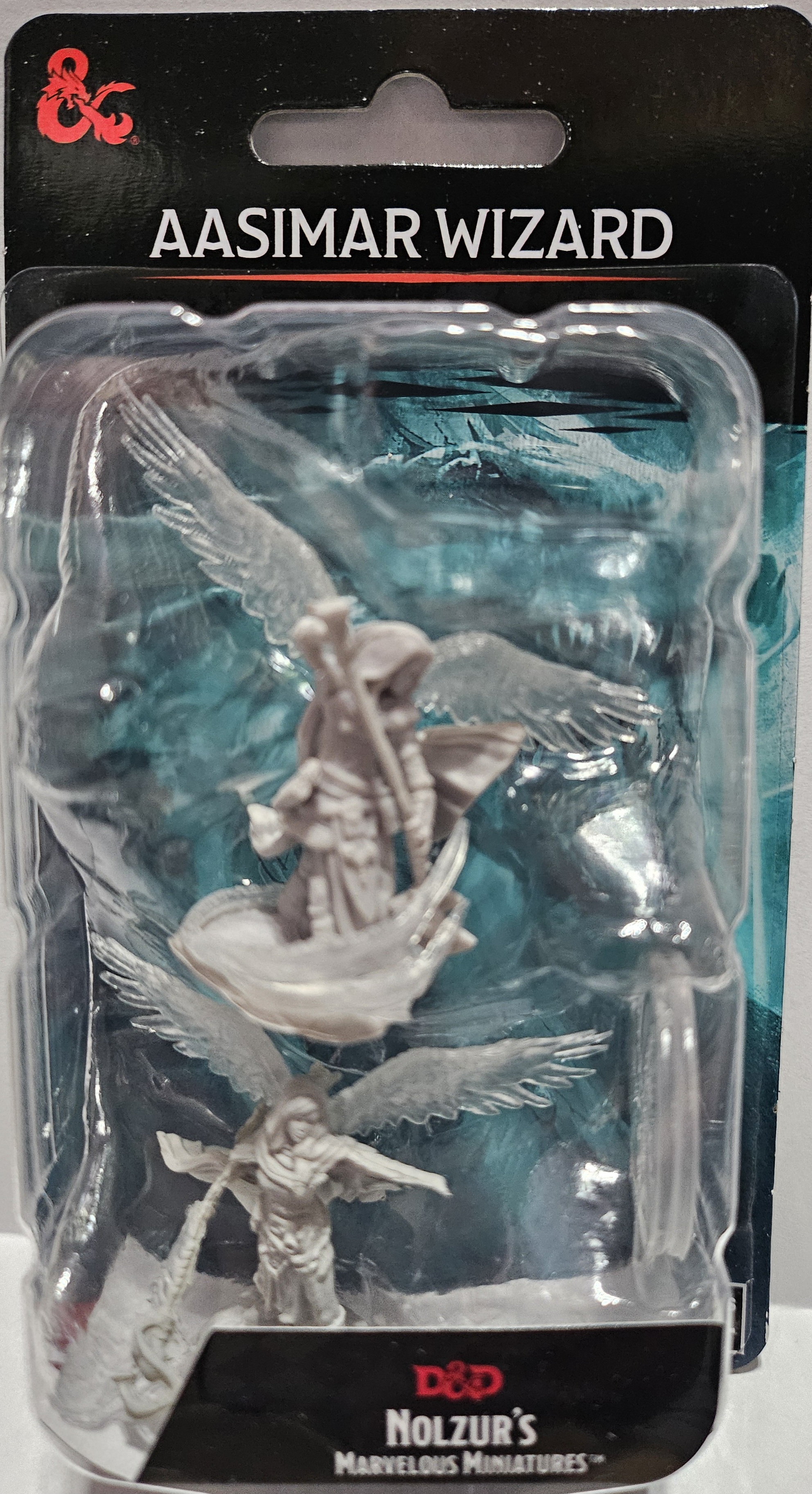 Dungeons & Dragons: Nolzurs Marvelous Miniatures: Aasimar Wizard (female) 73197
