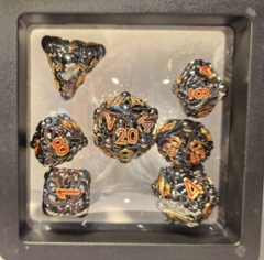 Dice Set: 7 Set Polyhedral Hollow Metal Cthulhu Black Red Gold MM781
