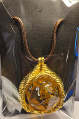 Hymgho Dice: D20 Necklace Dragon Claw Yellow Sparkle Gold HYJ010