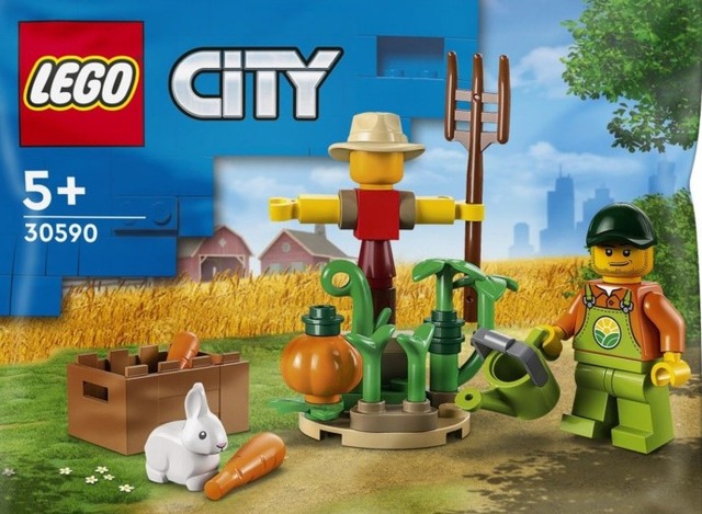 Farm Garden & Scarecrow: City 30590