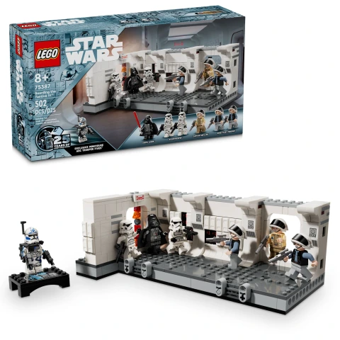 LEGO: Boarding the Tantive IV